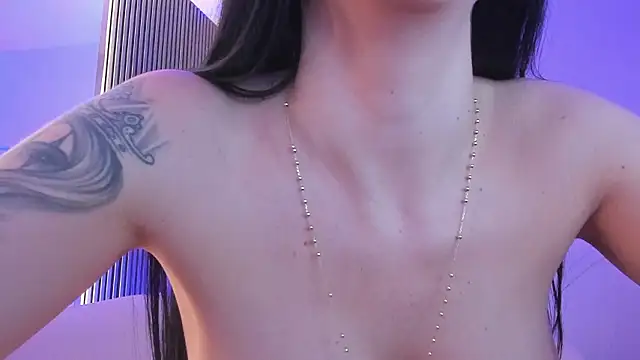 KaylaLuxx_ Live XXX-Chat