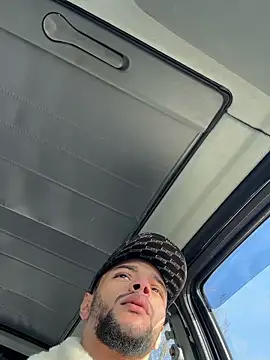 Lionayowe's Live XXX Chat