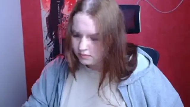 XXX chat uživo modela Kitty_Mia_Kitty