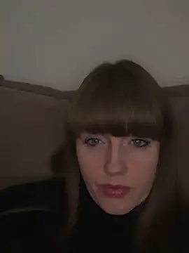 XXX chat uživo modela Kamilochka2951