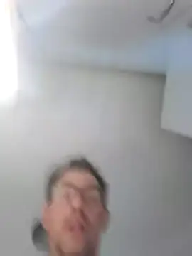 fred134969 Show Webcam