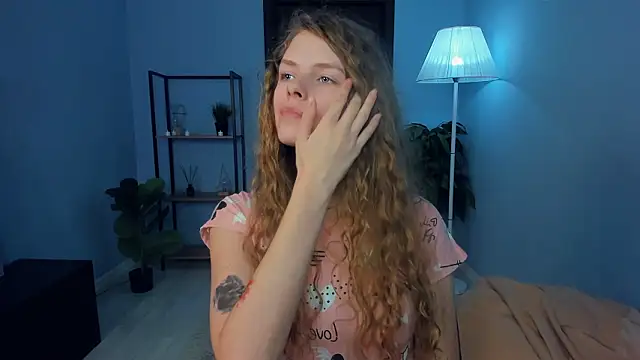 Chat XXX Live RayaNenlia