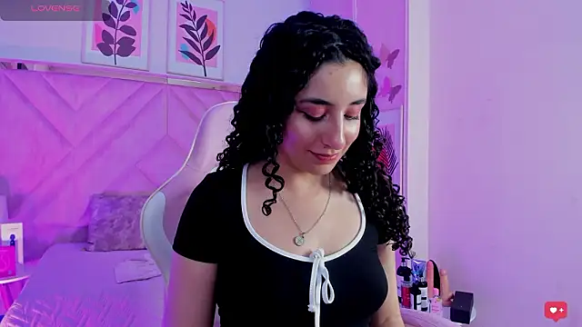 DemiJones_ Adlı Modelin Canlı XXX Sohbeti