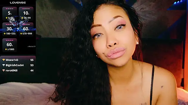 Онлайн чат XXX ElyaQuinn