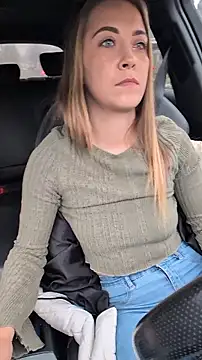 Risky_julia2330 即時 XXX 聊天