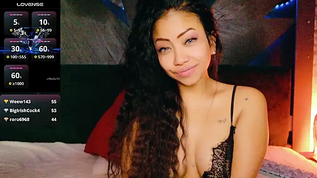 ElyaQuinn's Live XXX Chat