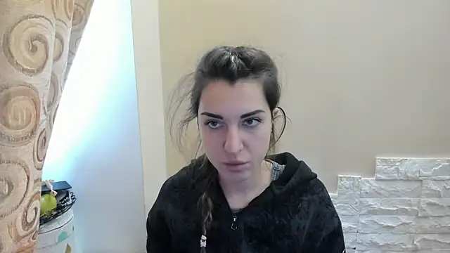 Summmmersky 即時 XXX 聊天