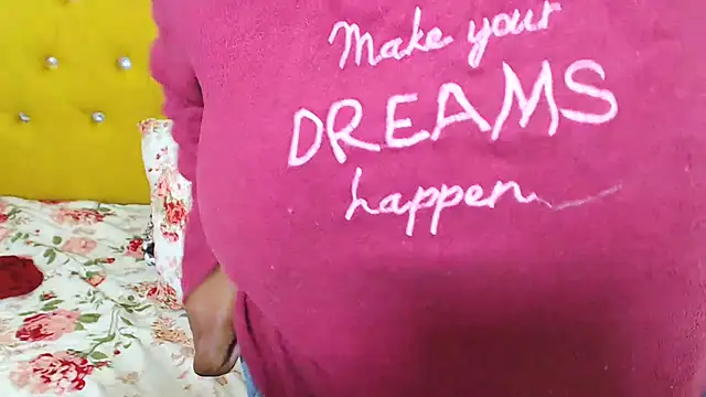 ThickBoityAlison_ Adlı Modelin Canlı XXX Sohbeti