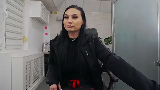 Онлайн чат XXX YaraXCox