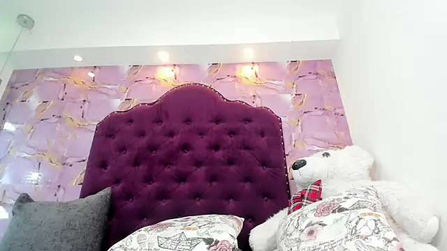 naomy_sexy_ – Naživo XXX chat