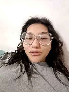 Pokazy przed kamerką – PowderySatan