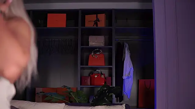 Онлайн чат XXX Monique_Celeste