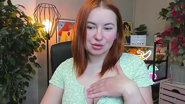 LAYLAxSTAR Live XXX-Chat