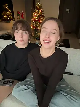 Nura_n_Sarah Chat XXX live