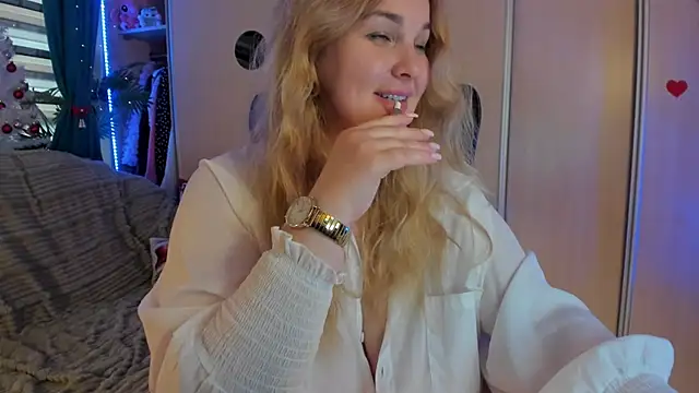 دردشة CoraSwon الجنسية المباشرة