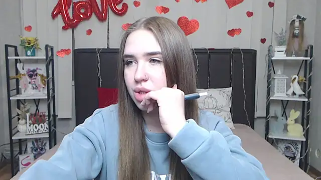 LauraHlot – Kamerová šou