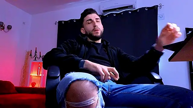 MightyAaron66 Live XXX-chat