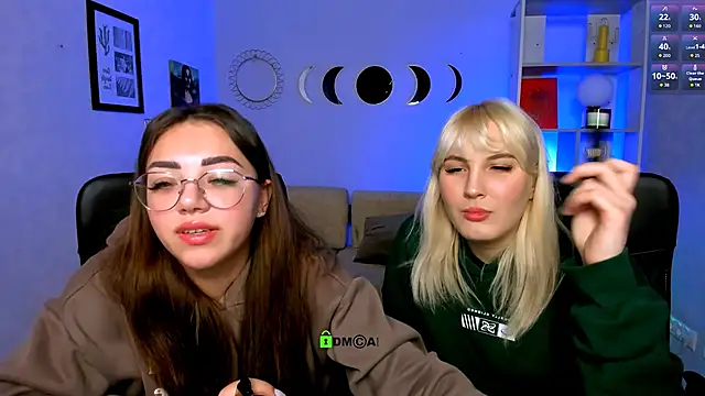 Chat XXX en directo de kiki_swan