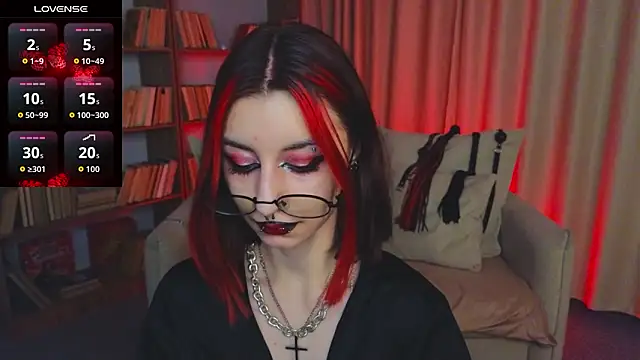 Онлайн чат XXX Mistress__Marcelline