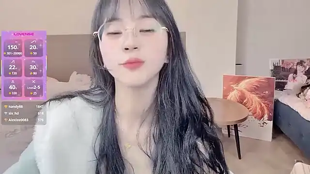 -ruoruo-'s Live XXX Chat