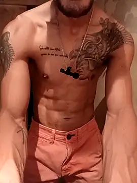 HOTWOLF_MILFCELESTEBIGASS – Naživo XXX chat