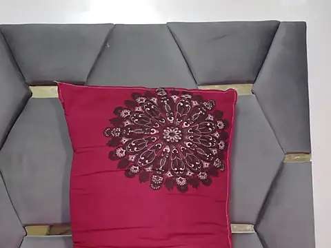 XXX chat uživo modela Simreet_22