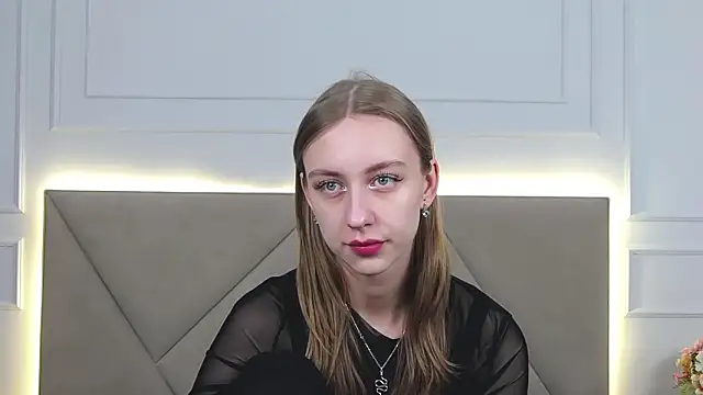 RachaelCute élő XXX-chatje