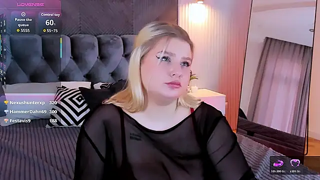 Živý XXX chat EmiliaStanley