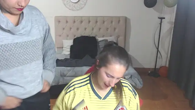 sharon_and_sharit's Live XXX Chat