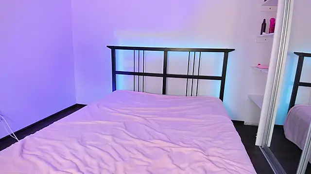 Flora_Amber – Naživo XXX chat