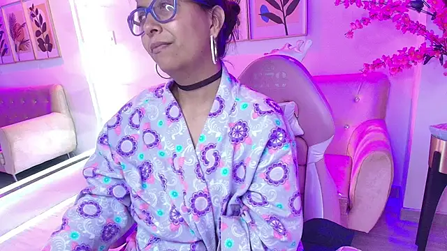 دردشة Amber__rouge الجنسية المباشرة