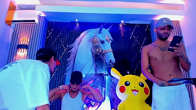 Živý XXX chat The_Gods_In_Diamonds