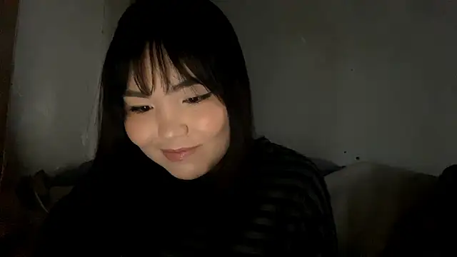 Онлайн чат XXX MollyAsian