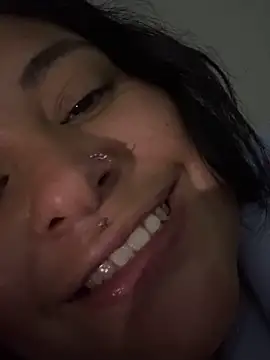 Nailealipsglossy's Live XXX Chat