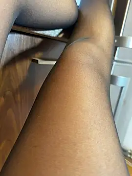 Hotmomcheckk_ Live XXX Chat