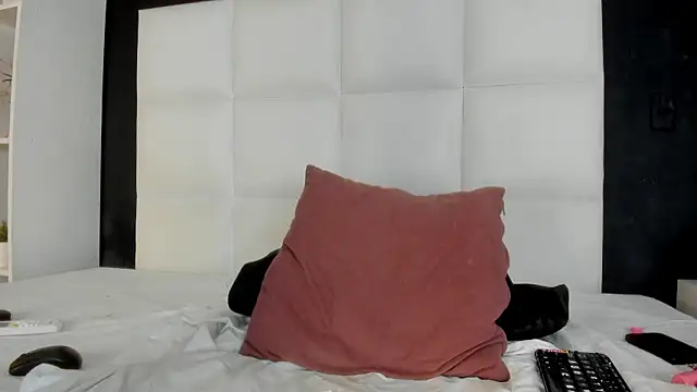 Scarlett_Sk 即時 XXX 聊天