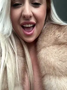 Aneri élő XXX-chatje