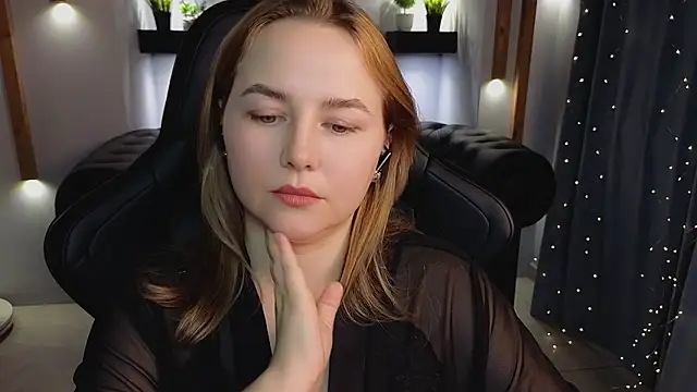 Chat XXX en directo de Mira_Mermayd