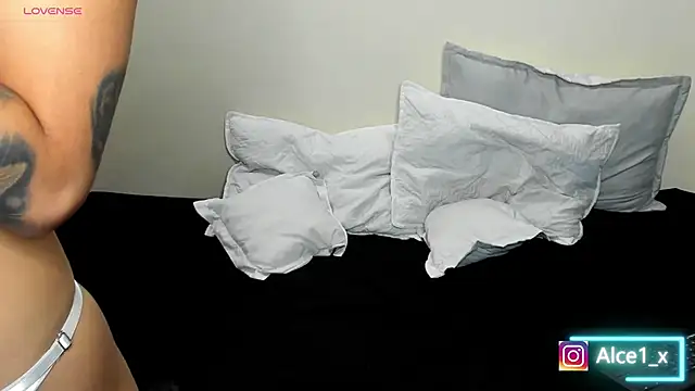 Alice_fox__- Live XXX-chat