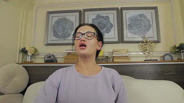 HellenDesire Live XXX Chat