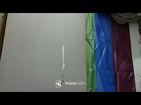 juicycum069 élő XXX-chatje