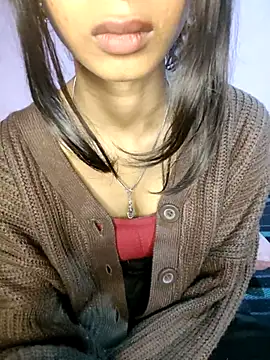 -AYUSHI01's Live XXX Chat