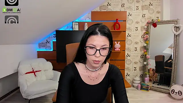 EmillyTaylor's Live XXX Chat