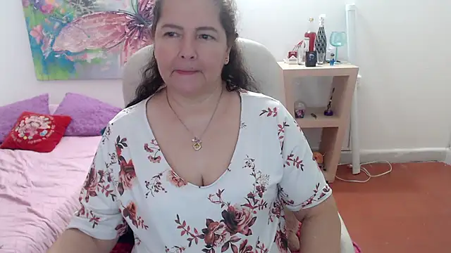 leonela_69 – Naživo XXX chat