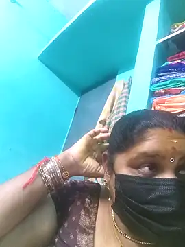 Villageanuty's Live XXX Chat