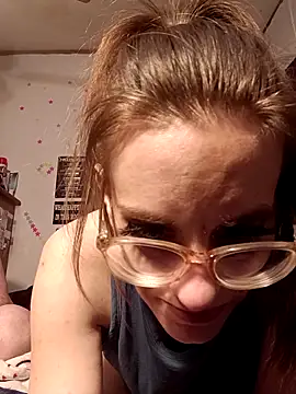 snowbird1117 即時 XXX 聊天