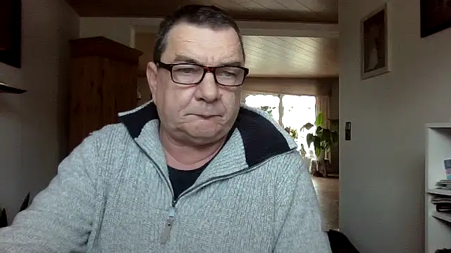 Nobbie444's Live XXX Chat