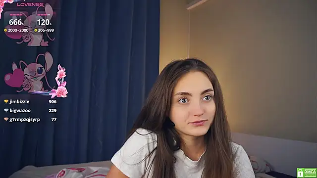 LoraDavi's Live XXX Chat