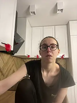 Chatroom XXX en direct de MartiniiSelenna