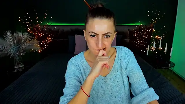 Rebecca_Diamond 网络视讯表演